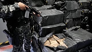 Ecuador police seize 370kg of cocaine near Colombian border