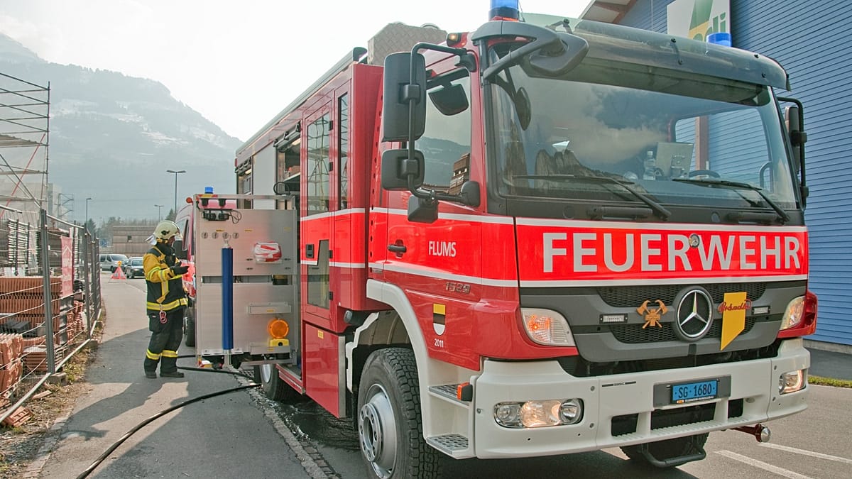 Search for witnesses 'still active' over fire at Romanian embassy, Swiss police say