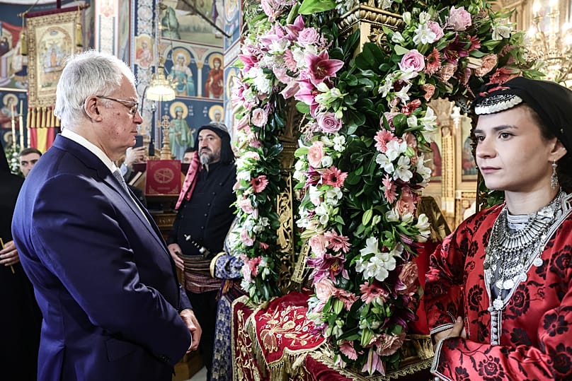 Ο Προέδρος της Δημοκρατίας, Κωνσταντίνος Τασούλας, παρίσταται στην Αρχιερατική Θεία Λειτουργία, κατά τη διάρκεια των εορταστικών εκδηλώσεων του Δεκαπενταύγουστου