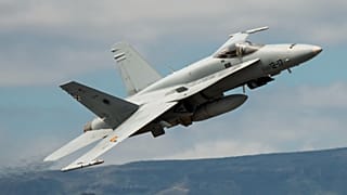 F18 español, imagen de archivo