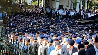 "Süleymancılar" cemaatinin üyeleri görüntüleniyor (Ekran görüntüsü: X)