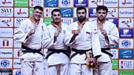 The +100 kg podium.