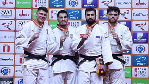 Le podium des +100 kg.