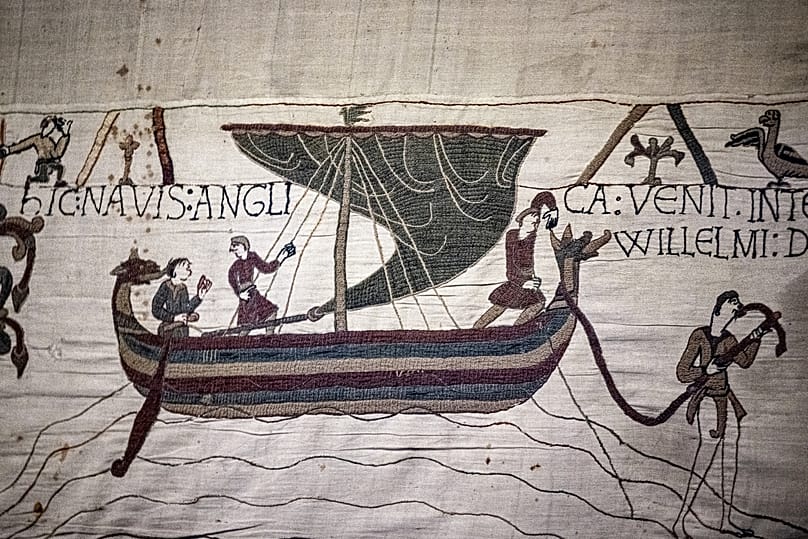 Dettaglio dell'Arazzo di Bayeux prima del suo trasferimento al British Museum