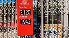 Prezzo del gasolio a una stazione di gasolio a Torino, in Italia, il 24 luglio 2026