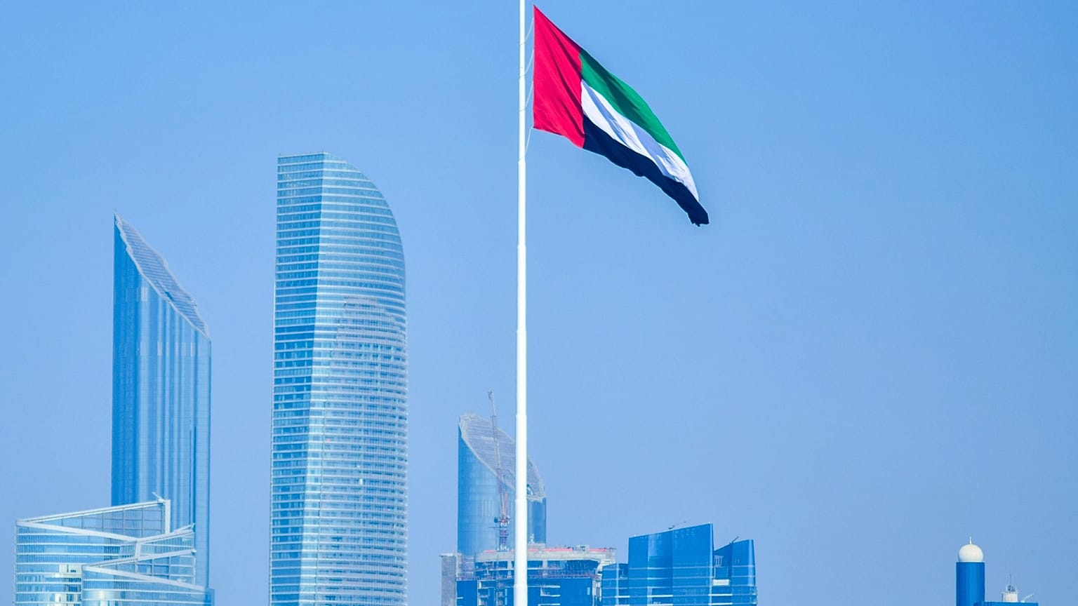 العلم الإماراتي