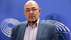 Νιαζί Κιζίλγιουρεκ