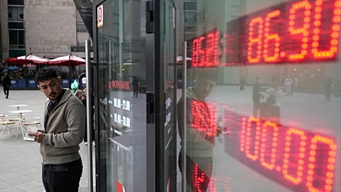 Currency exchange in Moscow, 14 August 2026.