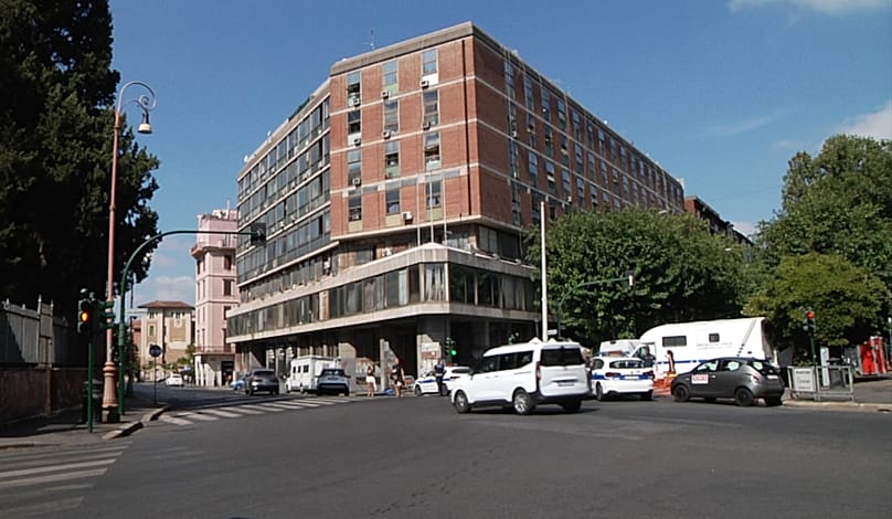 Il palazzo di via di Santa Croce in Gerusalemme 55 