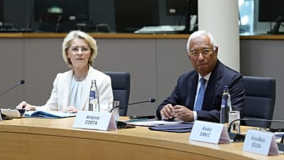 Председатель Еврокомиссии Урсула фон дер Ляйен (слева) и председатель Европейского совета Антониу Кошта (справа).