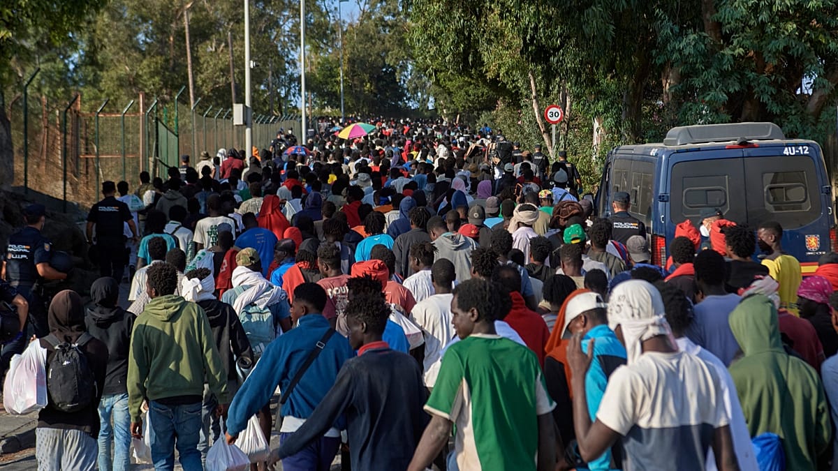 Spanish authorities begin relocating migrants from Ceuta beach to temporary shelters