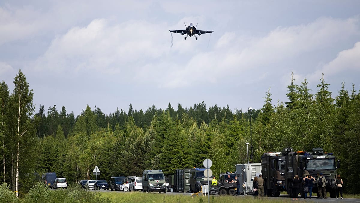 Finland suspects Russian plane of violating its airspace, defence ministry says