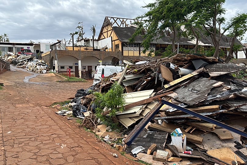 Des maisons détruites suite au passage du cyclone Chido à Mayotte. 