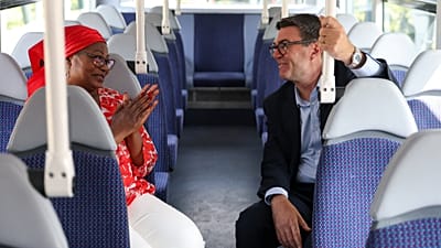 Bemi Orojuogun, la « Bus Aunty » qui bouscule les codes de la mode