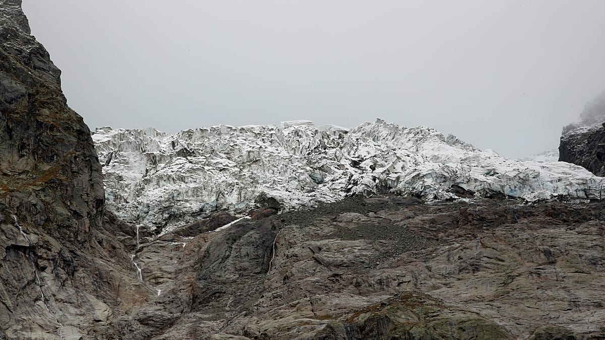 Marmolada, shrinking ice and weaker permafrost: 'Dolomites under strain'