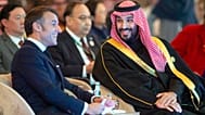 Le prince héritier saoudien Mohammed ben Salmane s'entretient avec Emmanuel Macron lors du sommet « One Water » à Riyad, en Arabie saoudite, mardi 3 décembre 2024. 