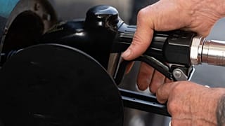 Iran announces major gas discovery in southern province