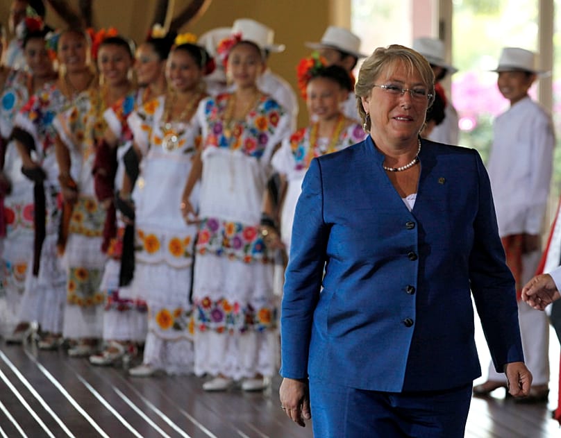 Şili Cumhurbaşkanı Michelle Bachelet, Meksika'nın Cancun şehrinin güneyindeki Playa del Carmen'in eteklerinde düzenlenen Rio Grubu zirvesinde, 22 Şubat 2010.