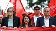 Archivo - De izquierda a derecha, Christiane Benner de IG Metall, Daniela Cavallo del comité de VW y Thorsten Groeger en un mitin en Wolfsburg el nueve de julio de 2026.
