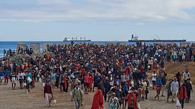 После массового незаконного пересечения границы 30 июля в Сеуте всё ещё остаётся около 5000 мигрантов.