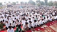 Indonesian Muslims perform a prayer requesting rain following wildfires in several regions in Sumatra and Kalimantan Island, 25 August, 2026