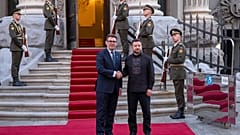 Andy Burnham y Volodímir Zelenski en Kiev.