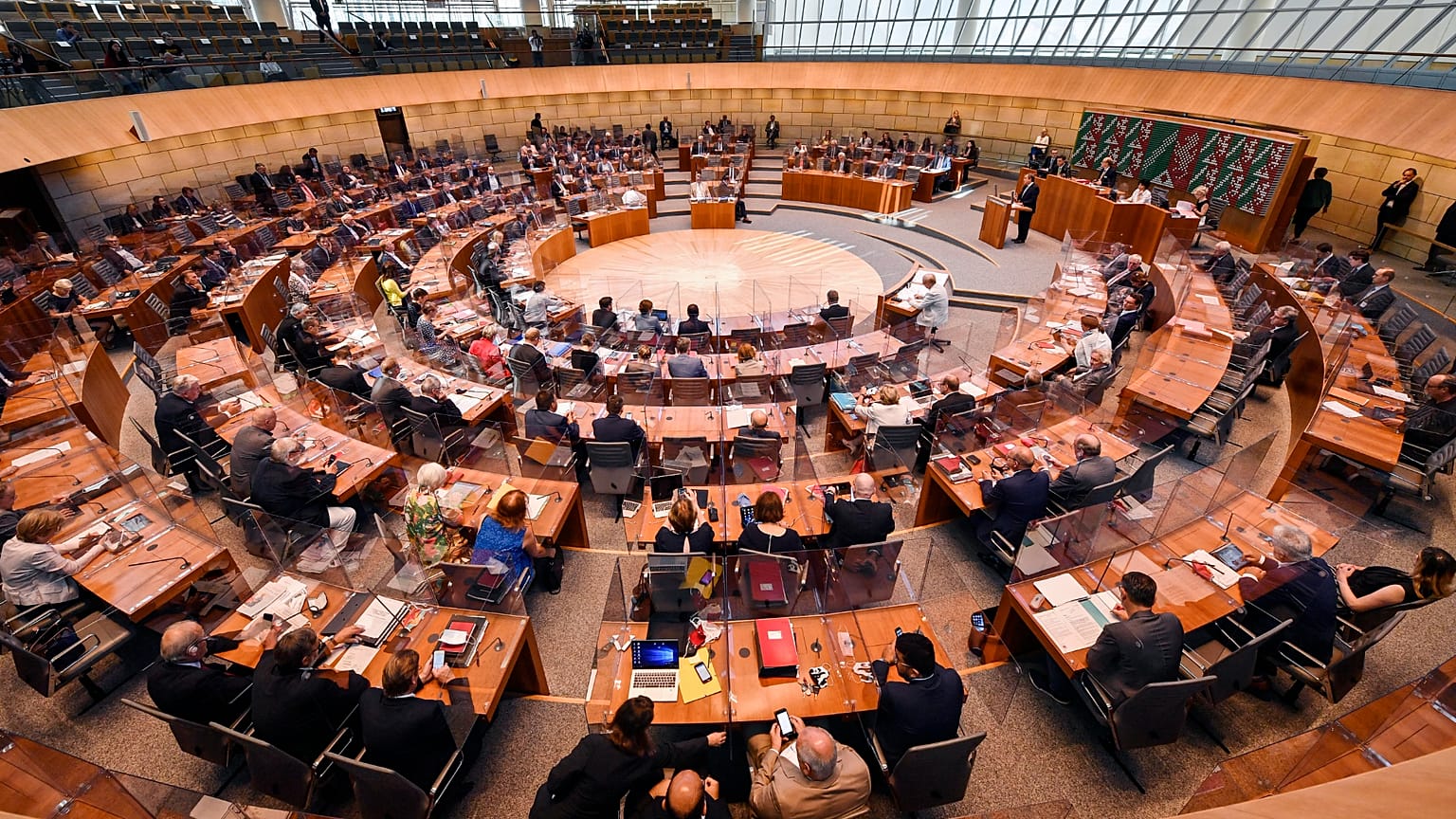 Landtag von Nordhein-Westfalen, Archiv