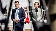 Der grönländische Regierungschef Jens-Frederik Nielsen (links) und Dänemarks Ministerpräsidentin Mette Frederiksen (rechts) in Marienborg in Dänemark, am 27. April 2025.