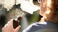 يمكن أن تساعد السجائر الإلكترونية الناس على الإقلاع عن التدخين.