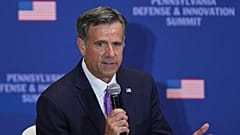 Dyrektor CIA John Ratcliffe przemawia na szczycie Pennsylvania Defense and Innovation Summit 15 lipca 2026 r.