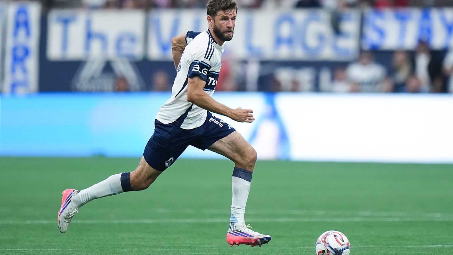Archivbild: Thomas Muller von den Vancouver Whitecaps am Ball in der zweiten Halbzeit eines MLS-Spiels gegen Los Angeles FC.