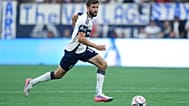 ARQUIVO - Thomas Muller, dos Vancouver Whitecaps, conduz a bola durante a segunda parte de um jogo de futebol da MLS contra o Los Angeles FC,