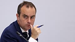 Le Premier ministre français Sébastien Lecornu à l'Élysée, à Paris, le mercredi 8 avril 2026.