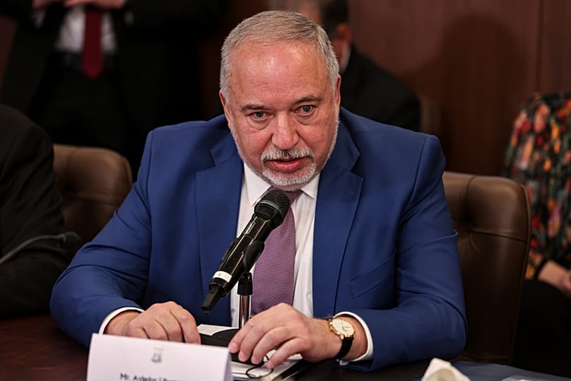  أفيغدور ليبرمان، وزير الدفاع السابق وزعيم "إسرائيل بيتنا".