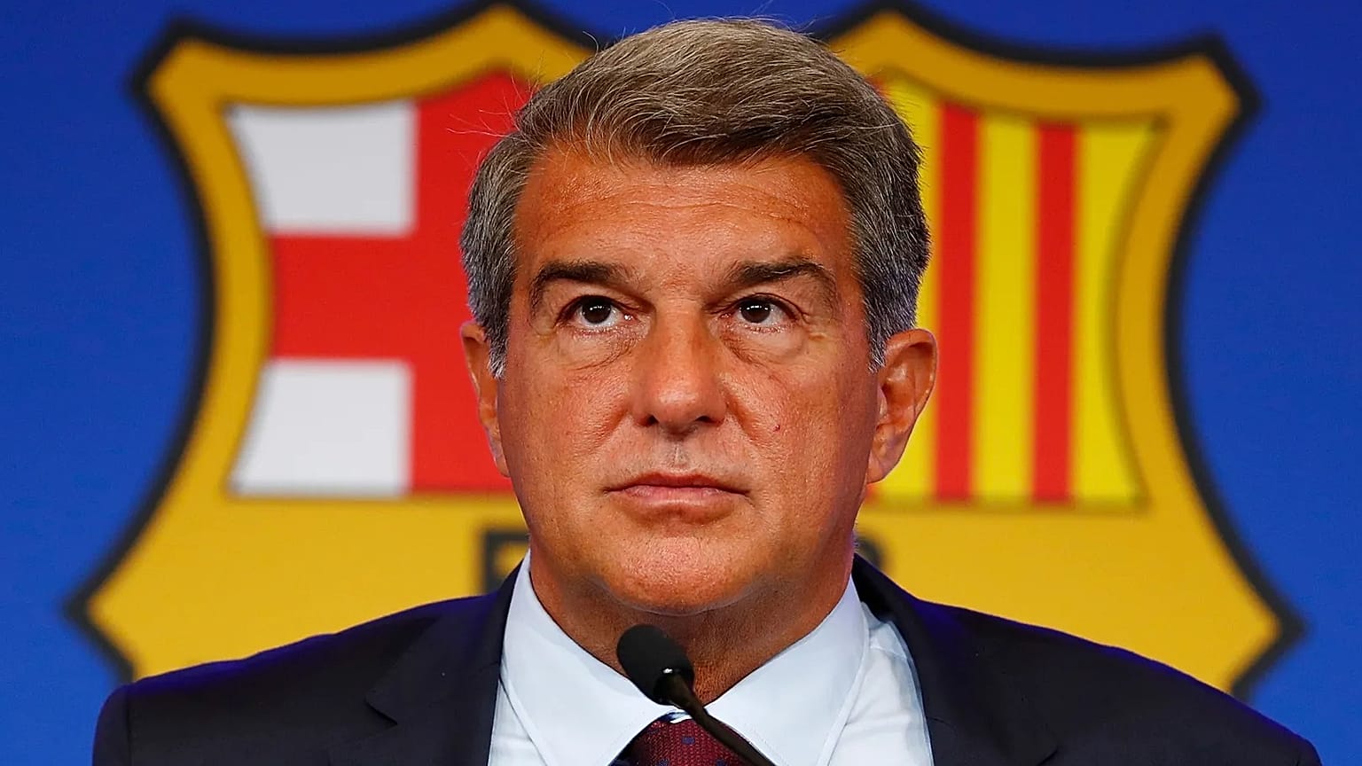 Archivo. El presidente del FC Barcelona, Joan Laporta, durante una rueda de prensa en Barcelona, el 6 de agosto de 2021.
