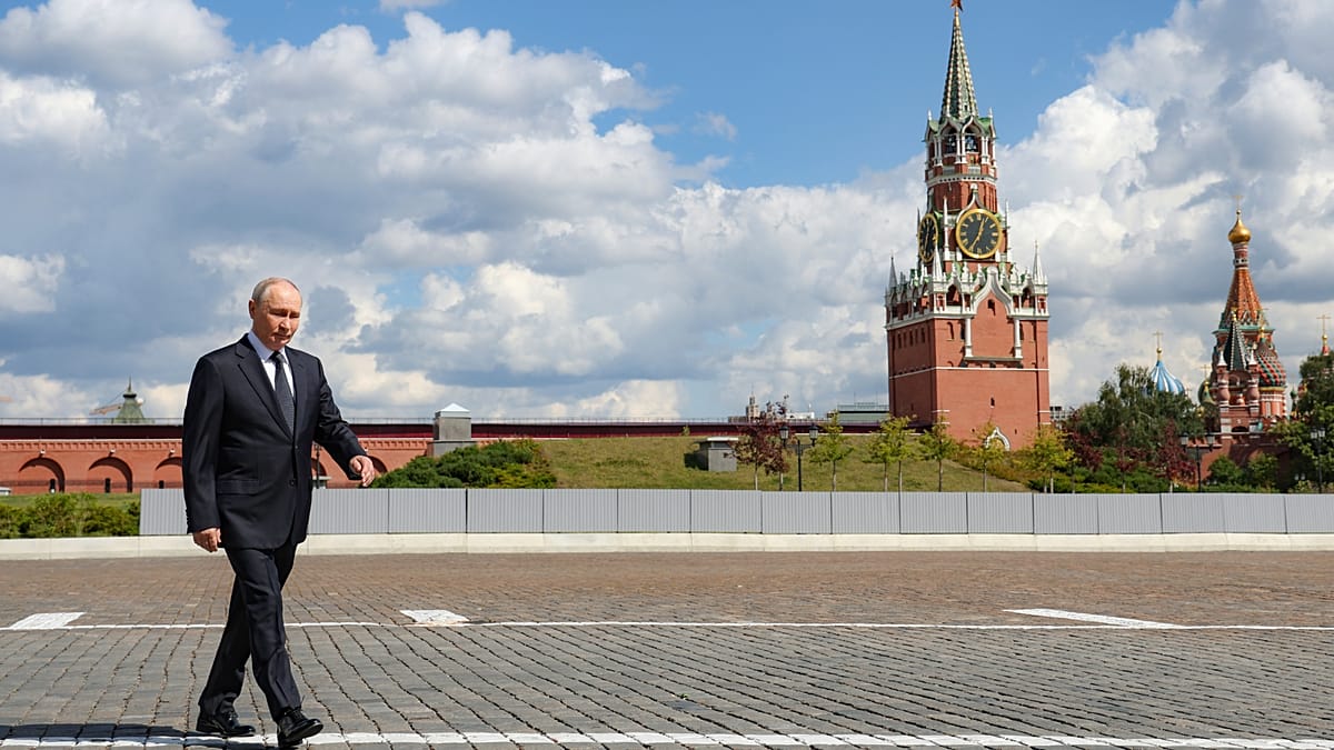 Russian MP threatens Hungary with energy cut-off after Budapest labels Moscow a security threat