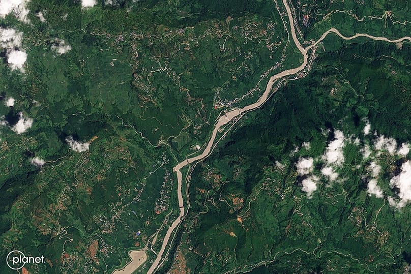 Na tym zdjęciu udostępnionym przez Planet Labs PBC widać okolice Betrawoti-Bazaar w Nepalu, 23 sierpnia 2026 r.
