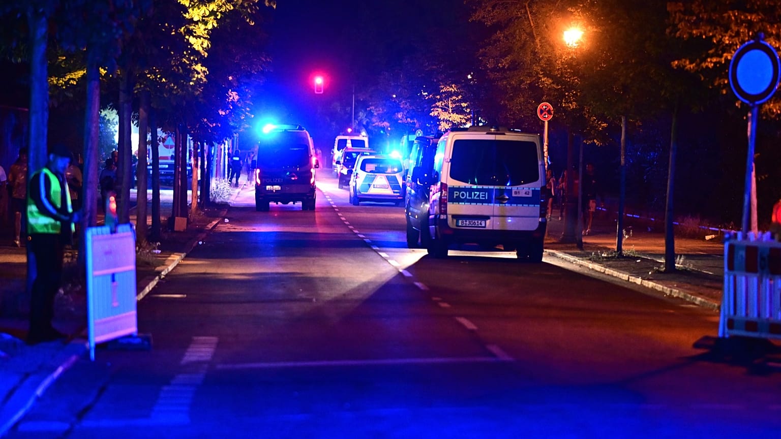 Police officers on the street in Berlin, 25 July, 2026
