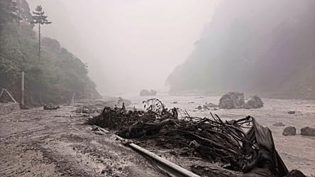 Catastrophic Nepal floods and landslides in Nuwakot leave hundreds still missing 