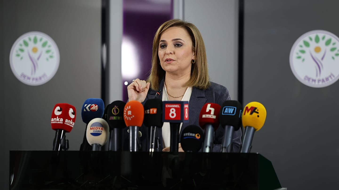 DEM Parti'den Meclis Başkanı'na çağrı: SDG lideri Mazlum Abdi Türkiye'ye davet edilmeli