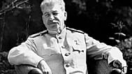 Der sowjetische Diktator Josef Stalin posiert bei Konferenz der Siegermächte in Potsdam, Deutschland am 6. Aug.  1945. (AP Photo)
