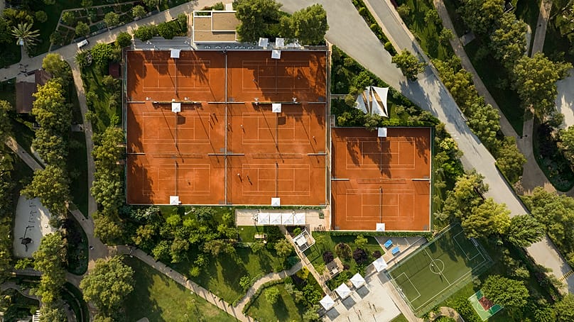 Οι εγκαταστάσεις του Rafa Nadal Tennis Center στο Sani Χαλκιδικής