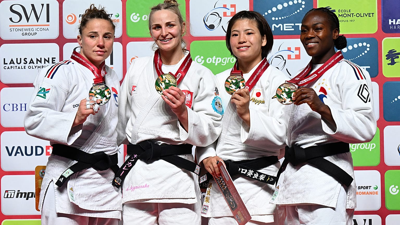 Women’s -63 kg podium