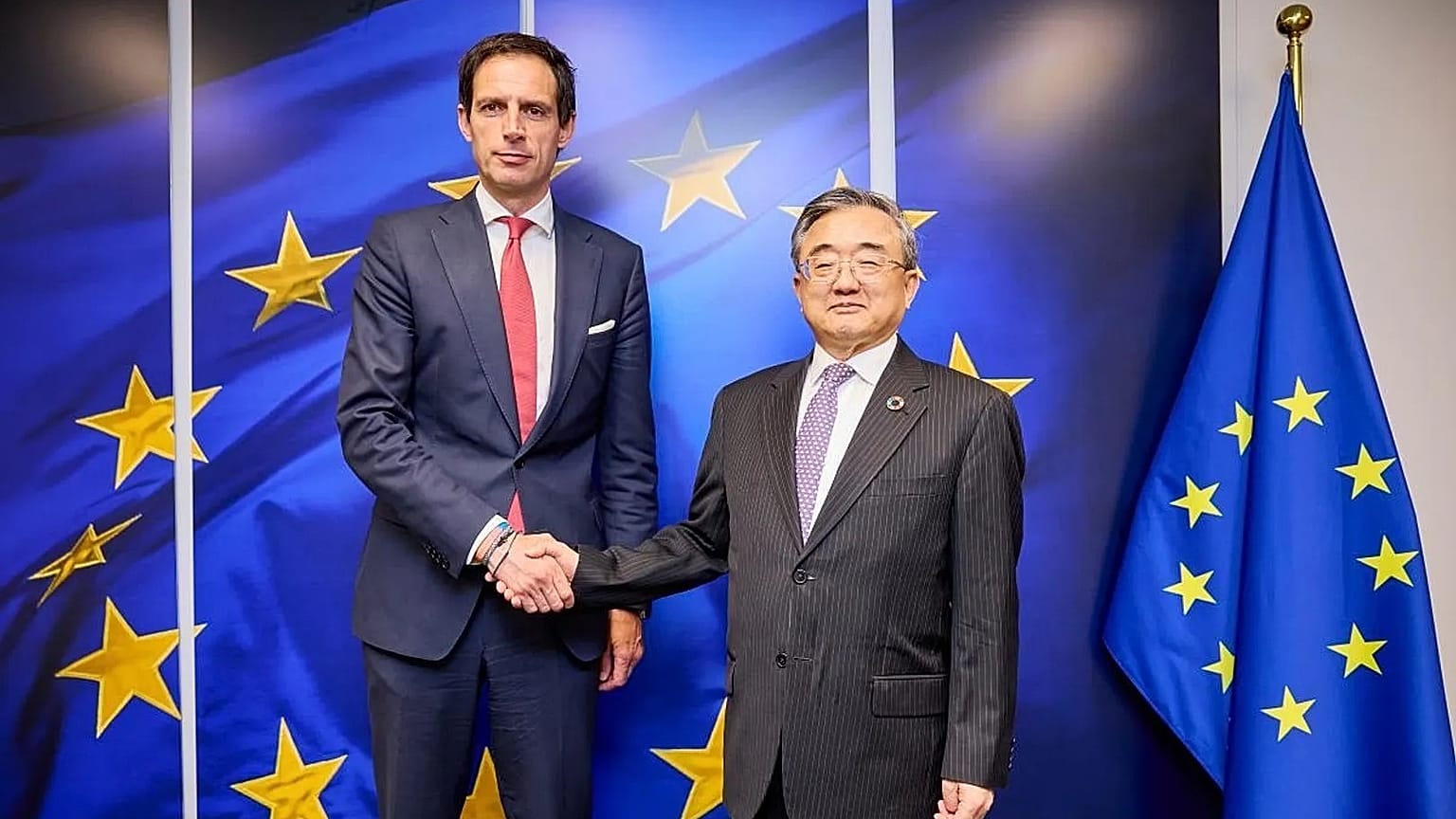 Climate Action European Commissioner Wopke Hoekstra received Liu Zhenmin, Chinese Special Envoy for Climate Change., 22 May 2025.