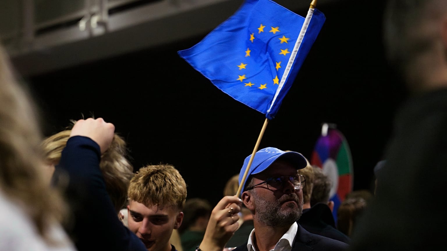 Ισλανδία: Προβάδισμα του «Όχι» δείχνουν τα πρώτα αποτελέσματα-Το θρίλερ της καταμέτρησης