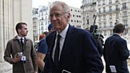 Dominique de Villepin arrive pour assister à la cérémonie d'entrée au Panthéon de Robert Badinter, le 9 octobre 2025 à Paris.