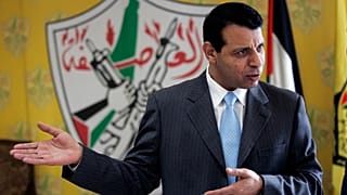 القيادي الفلسطيني وعضو حركة فتح آنذاك محمد دحلان، في مكتبه بمدينة رام الله في الضفة الغربية، 3 يناير 2011.
