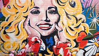 Tennessee governor backs plans to name Nashville airport after Dolly Parton
