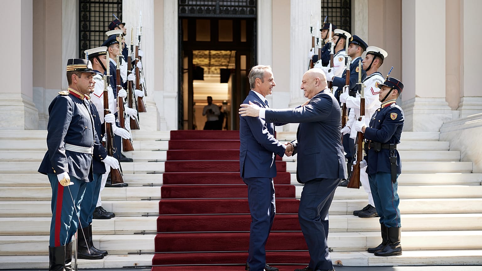 Κυριάκος Μητσοτάκης και Τζόζεφ Αούν
