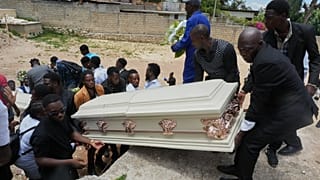 Haïti : Kenscoff rend hommage aux victimes d’une attaque meurtrière de gangs